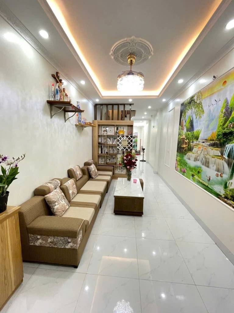 Cho thuê nhà Xuân Phương Nam Từ Liêm 45m², 5 tầng 6PN, full nội thất, 13,5 triệu