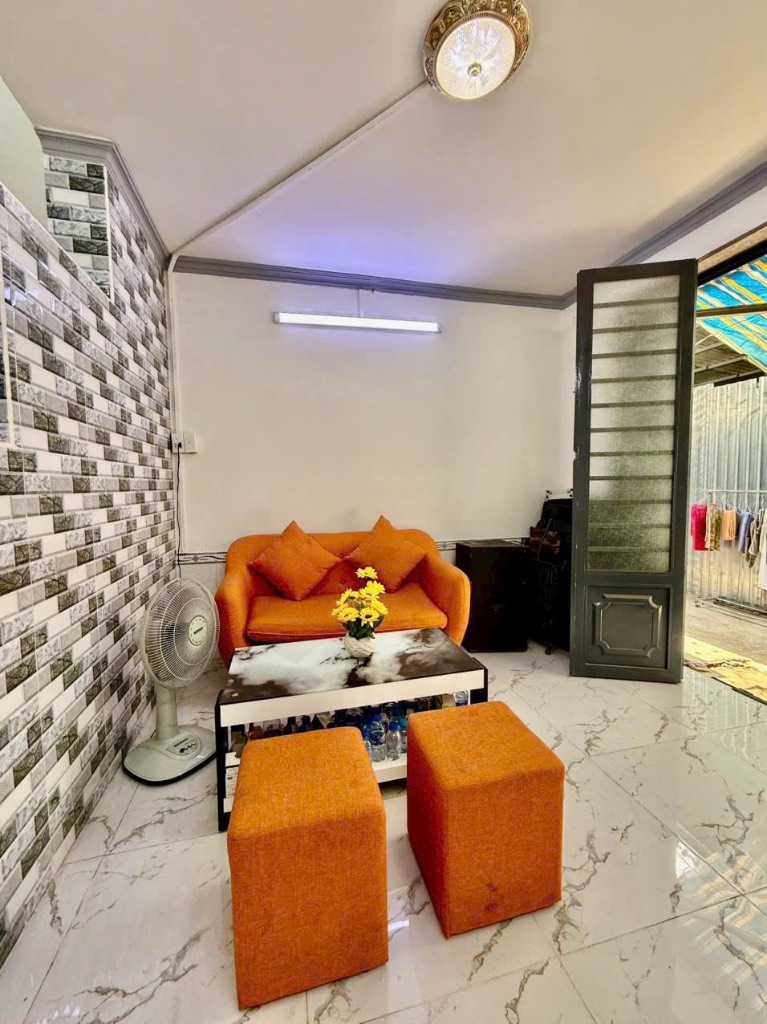 Bán nhà hẻm Bình Hưng Bình Chánh, 24m² giá 1 tỷ 650 triệu bớt lộc
