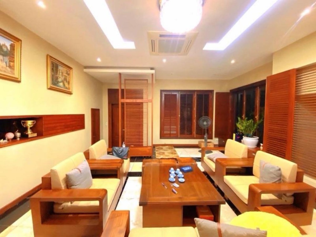 BÁN BIỆT THỰ VƯỜN ĐÀO LẠC LONG QUÂN, TÂY HỒ, VIEW VƯỜN HOA ĐẸP, 200M2 5 TẦNG MT 13M GIÁ 119.5 TỶ