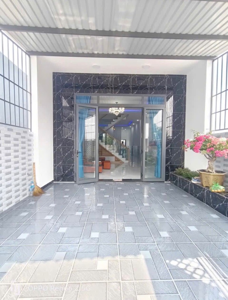 BÁN GẤP NHÀ 1 TRỆT 1 LẦU KDC PHONG PHÚ, BÌNH CHÁNH,DT 5x26M – 3PN – SỔ HỒNG RIÊNG