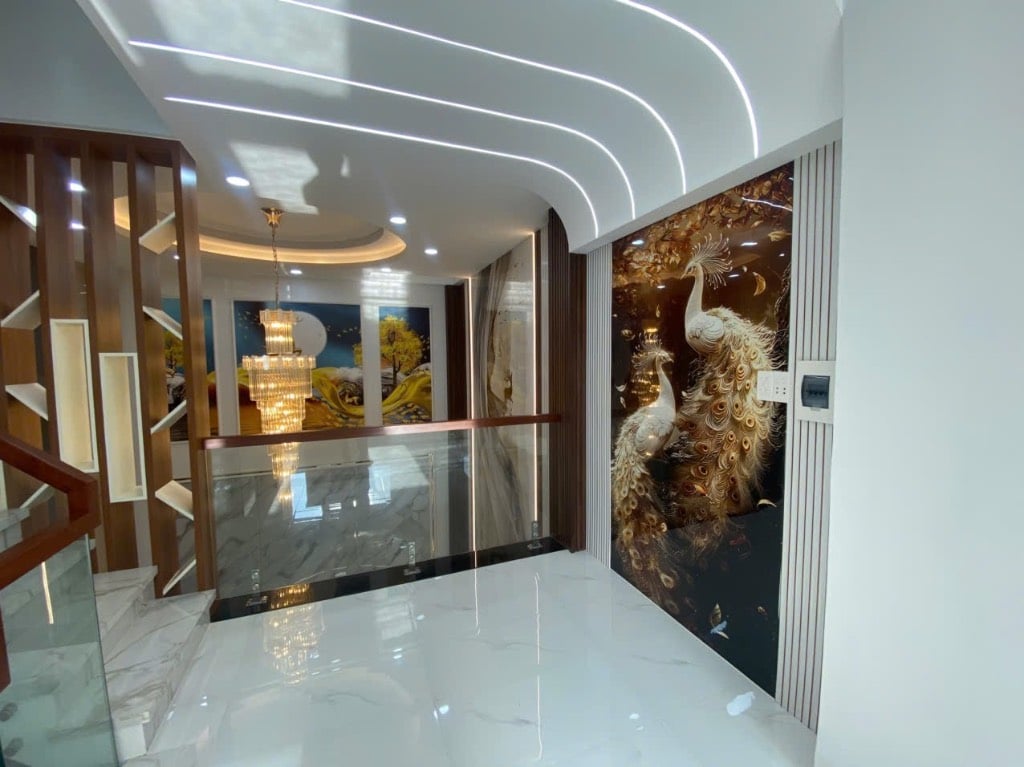 Bán nhà Tỉnh lộ 10 Bình Tân, 70m² 4 tầng đẹp, hẻm ô tô thông, full nội thất, nhà mới, giá 7,2 tỷ