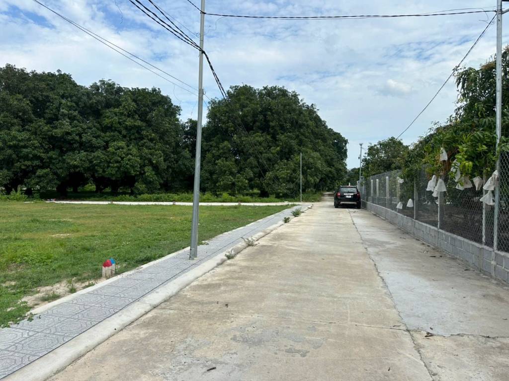 Bán đất chính chủ gần KCN Suối Dầu, Cam Lâm, full thổ cư, sổ hồng sẵn 2026, giá tốt