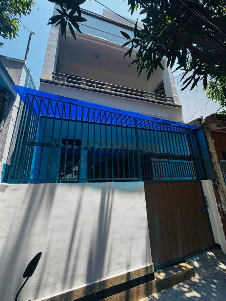 Bán nhà Vĩnh Hải Nha Trang, 49.2m² 3 tầng, 4PN 2WC, sân thượng, giá 3.63 tỷ