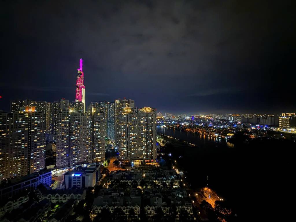 Cho thuê căn 2PN+1 Sunwah Pearl, Nguyễn Hữu Cảnh, 106m2 view Landmark 81, xéo qua sông Quận 2