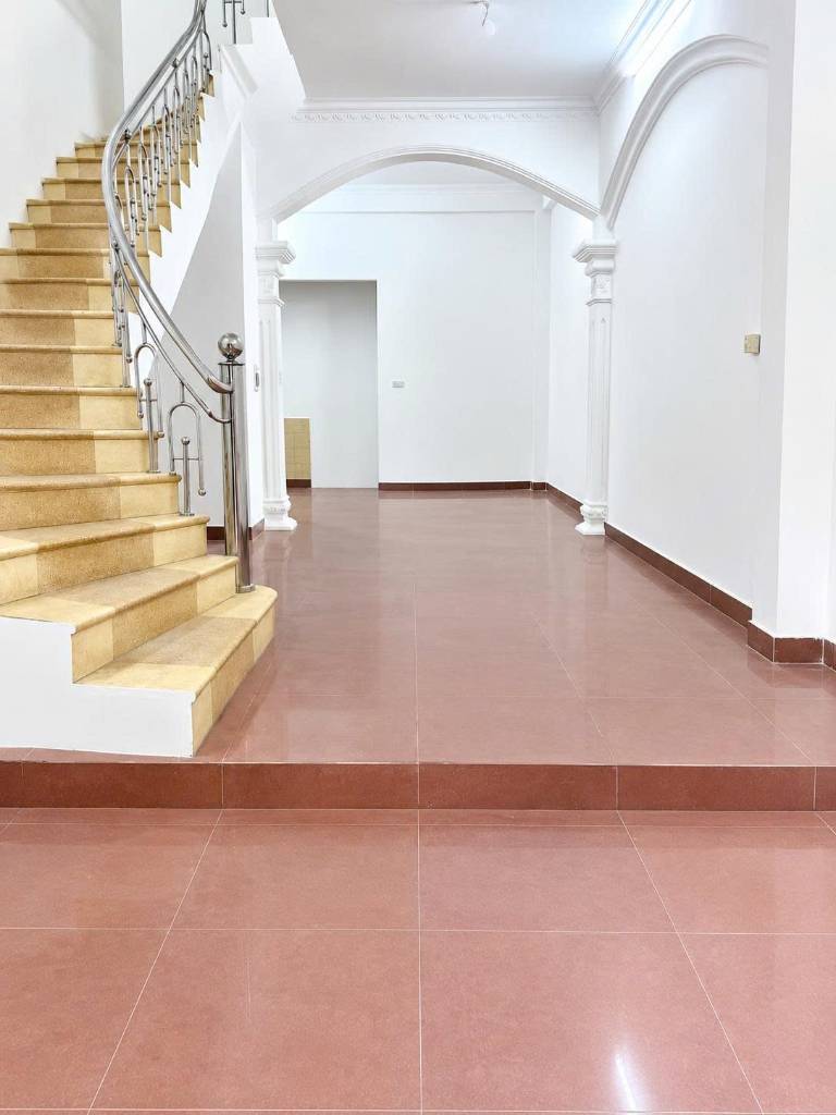 Cho thuê nhà KĐT Mỹ Đình, Lưu Hữu Phước, 60m x 4 tầng 5 phòng, vỉa hè ô tô tránh, giá 20 triệu