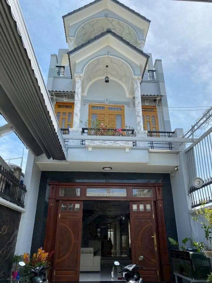 thuviennhadat.vn