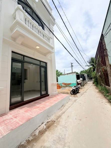 Bán nhà Phạm Hùng, Trung An, Mỹ Tho, 65m², 3PN, full thổ cư, giá rẻ