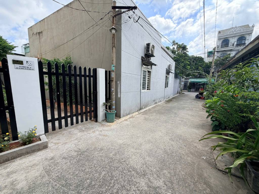 Bán nhà hẻm ô tô cách Nguyễn Thị Định, Quận 2, diện tích 181,1m² giá thương lượng