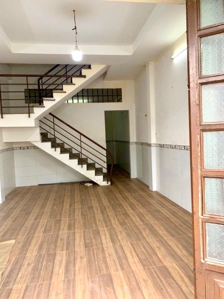 Cho thuê nhà Phan Huy Ích Gò Vấp, 2 tầng 2PN, 4x10.5m giá chỉ 8 triệu/tháng