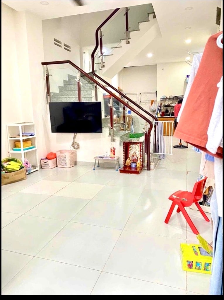 Cho thuê nhà Thống Nhất Gò Vấp, 4 tầng 4PN 4x14m, giá chỉ 16 triệu/tháng