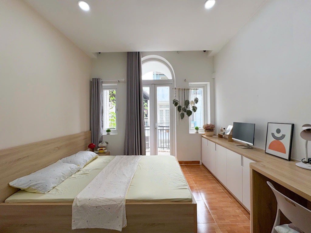 CHO THUÊ CĂN HỘ ĐIỆN BIÊN PHỦ, BÌNH THẠNH, 45m2 SIÊU ĐẸP BAN CÔNG LỚN FULL NỘI THẤT