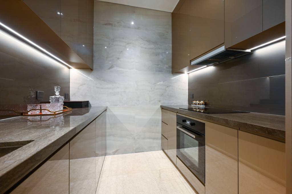CHO THUÊ CĂN HỘ THE MARQ QUẬN 1, 2PN FULL NỘI THẤT, BAO PHÍ QUẢN LÝ, 2PN 2WC