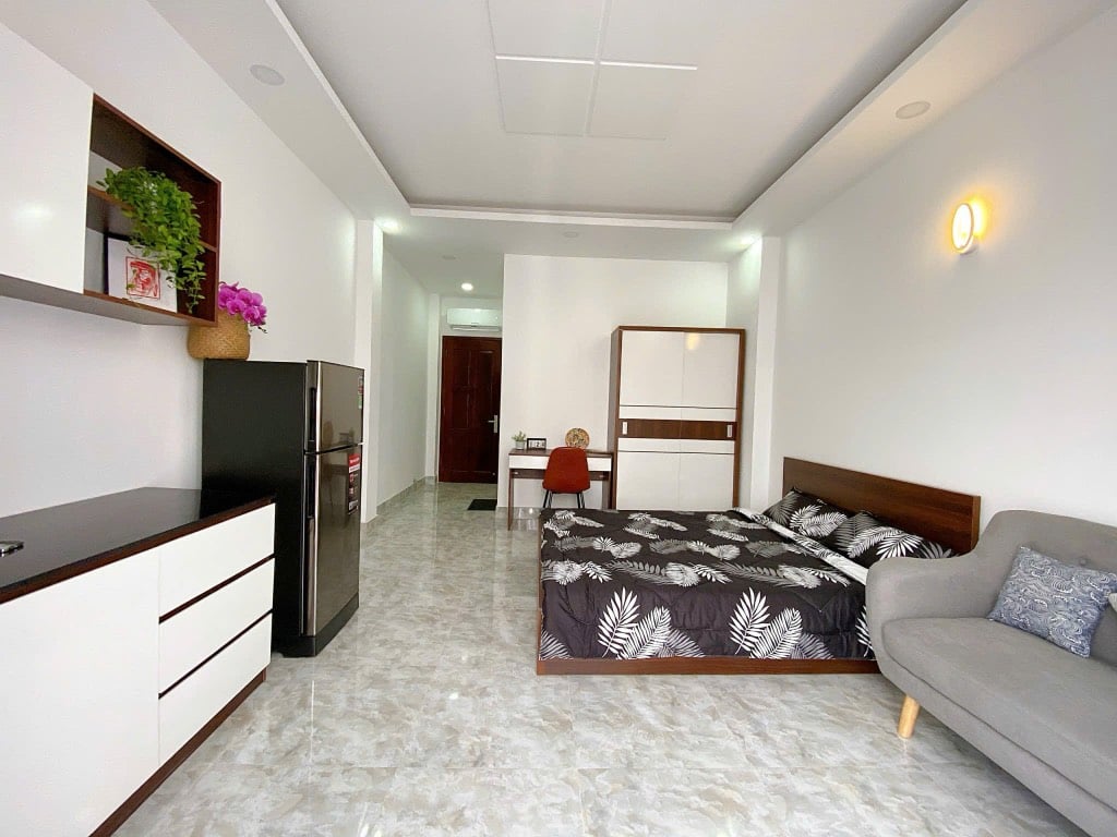 CHO THUÊ CĂN HỘ NGUYỄN THƯỢNG HIỀN, BÌNH THẠNH, FULL NỘI THẤT, BANCON THOÁNG