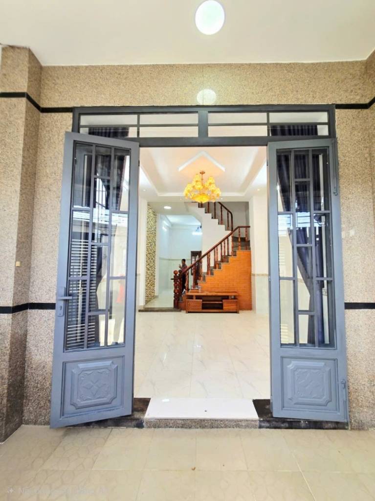 Bán nhà Man Thiện Thủ Đức, 60m2, 2 tầng, 2PN, gần Học viện BCVT, giá 5 tỷ