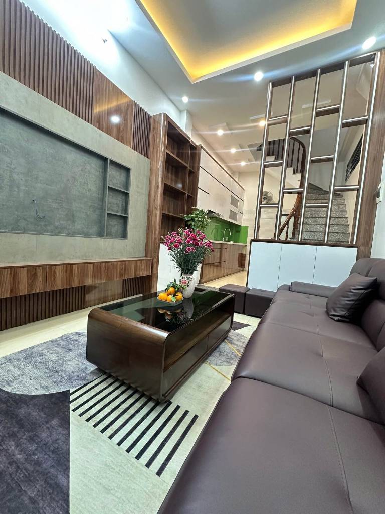 Cho thuê nhà ngõ 394 Mỹ Đình, Nam Từ Liêm, 30m x 5 tầng, giá 13.5tr/tháng cho ở nhóm