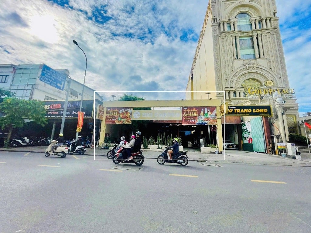 Cho thuê mặt bằng 327 Nơ Trang Long, Bình Thạnh DT 15x43m Trệt Giá thuê 220 triệu