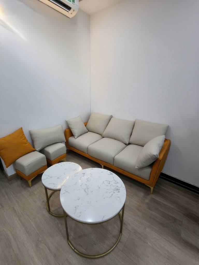 Cho thuê căn Oficetel Kingston Residence, làm văn phòng công ty, DT 40m2 giá 10 triệu/tháng