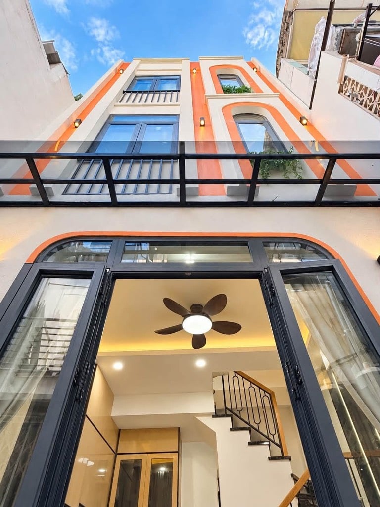 Bán nhà hẻm Phan Xích Long Phú Nhuận, 4 tầng, 80m² sử dụng, giá tốt 4 tỷ