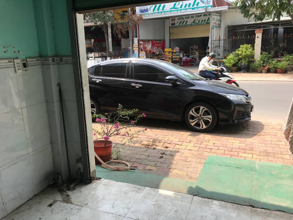 thuviennhadat.vn