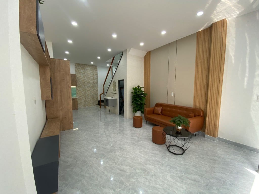 Продаётся дом, 2 спальни, 40 м², Bình Tân