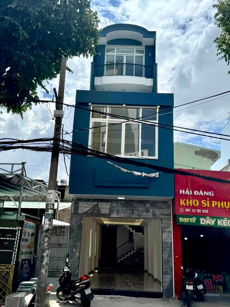 Сдаётся дом, 6 спален, 88 м², Gò Vấp
