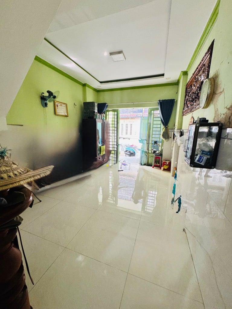thuviennhadat.vn