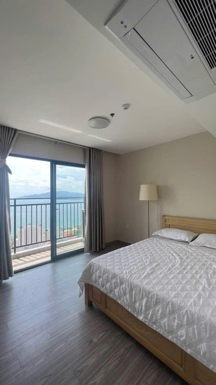 Căn hộ 3pn view biển d qua hotel cách chợ đầm và bãi biển 200m