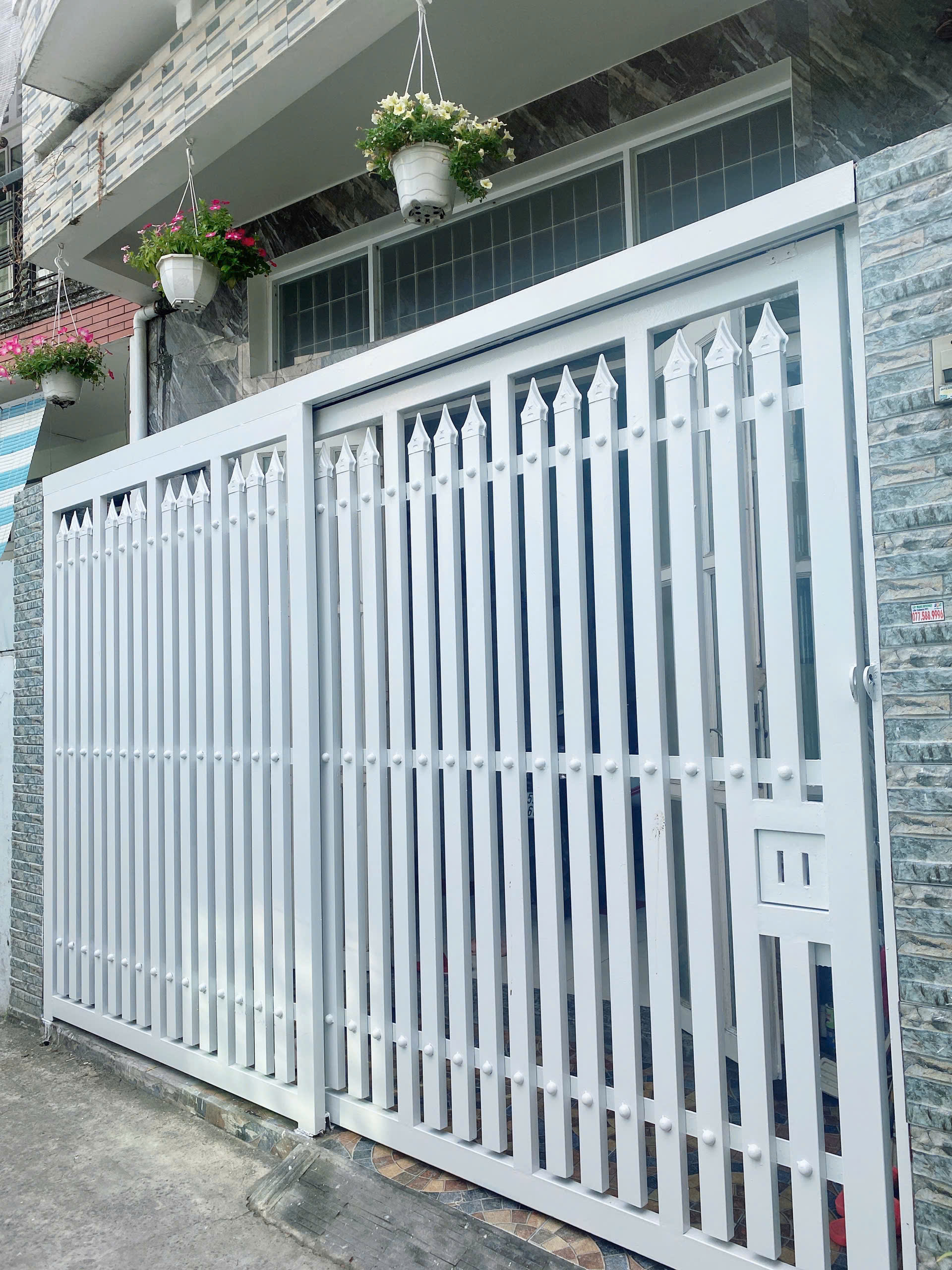 Bán nhà riêng 38m2 Đường Trần Thái Tông, Cầu Giấy, tặng nội thất cao cấp