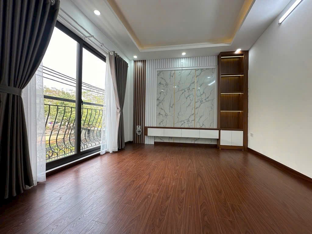 Bán nhà 3 tầng Aeon Tân Phú- DT 56m2 - 4PN, chỉ 5.5 tỷ