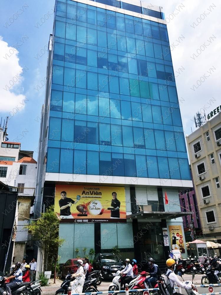 Bán mảnh đất vàng mặt phố Nguyễn Văn Huyên, Cầu Giấy dt gần 400m2, mặt tiền 15m, giá rẻ nhất thị trường