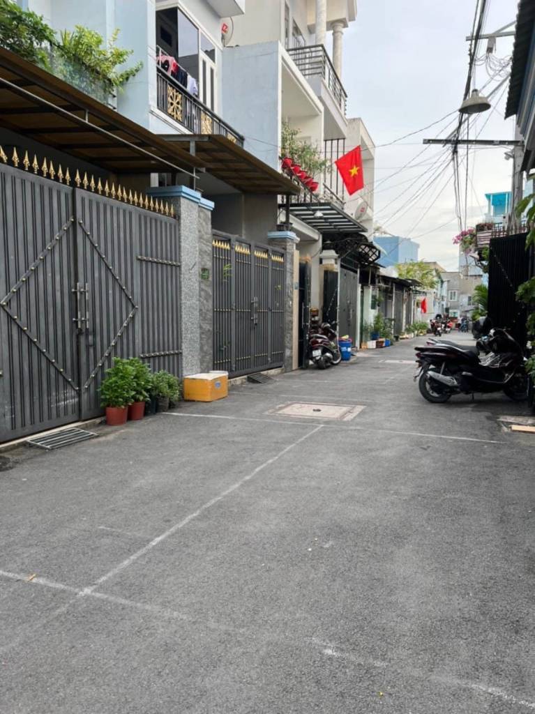 GẤP GẤP CẦN BÁN CĂN NHÀ TRUNG TÂM ĐƯỜNG 339 PHƯỚC LONG B - Diện Tích 79m2 - 3 Phòng Ngủ - Giá Chỉ 6.3 Tỷ
