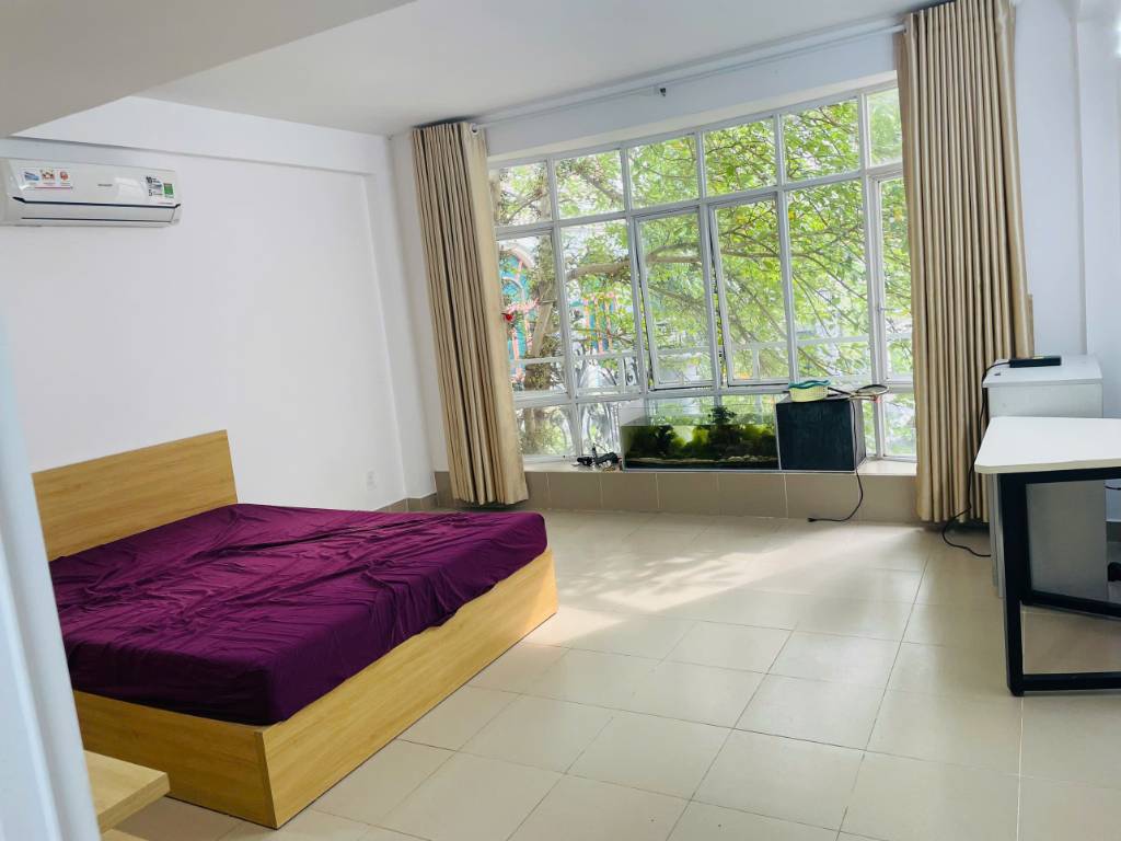 Cho thuê phòng Trần Thái Tông, Cầu Giấy, Thang bộ, giá 4,1 triệu full nội thất