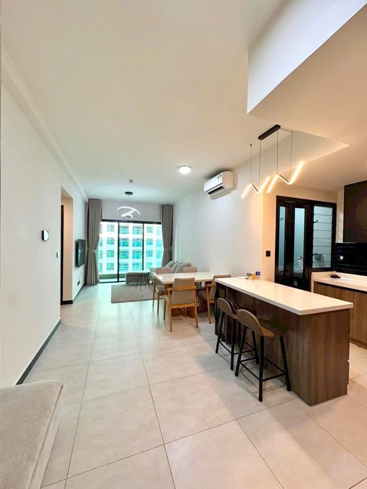 Cho thuê căn hộ chung cư dự án Delasol 2PN DT 84m2 tại Tôn Tất Thuyết, Quận 4
