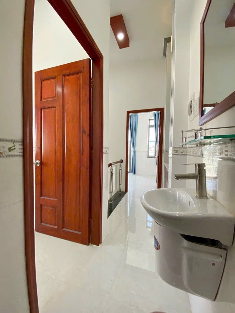 Bán nhà mặt tiền 4x18,5m Xuân Thới 8 Hóc Môn giá 4,8 tỷ thương lượng