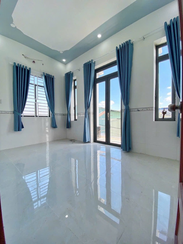 Bán nhà riêng Phạm Văn Đồng, Cầu Giấy 62,1m2, giá 6,2 tỷ phù hợp đầu tư CCMN