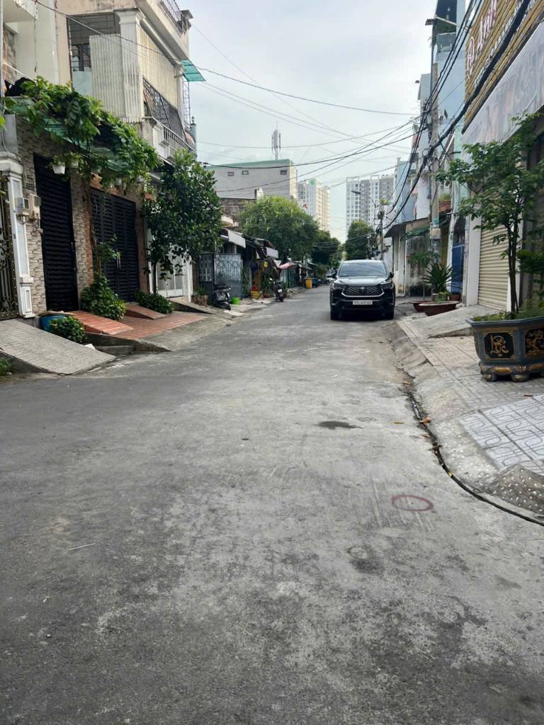 Cần bán nhà riêng 108m2 Thoại Ngọc Hầu, Tân Phú, Hồ Chí Minh giá 4.7 tỷ