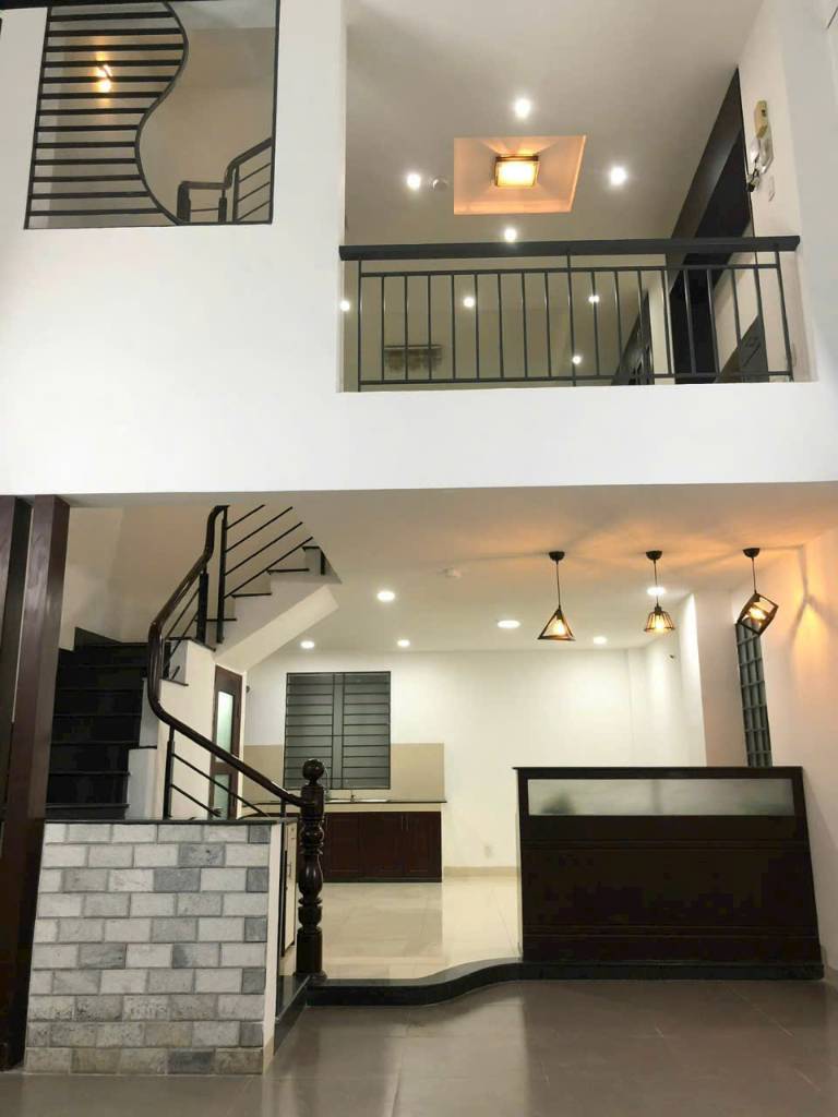 Cần bán nhà riêng 280m2 tại Cống Lỡ, Tân Bình, tiện ích đầy đủ