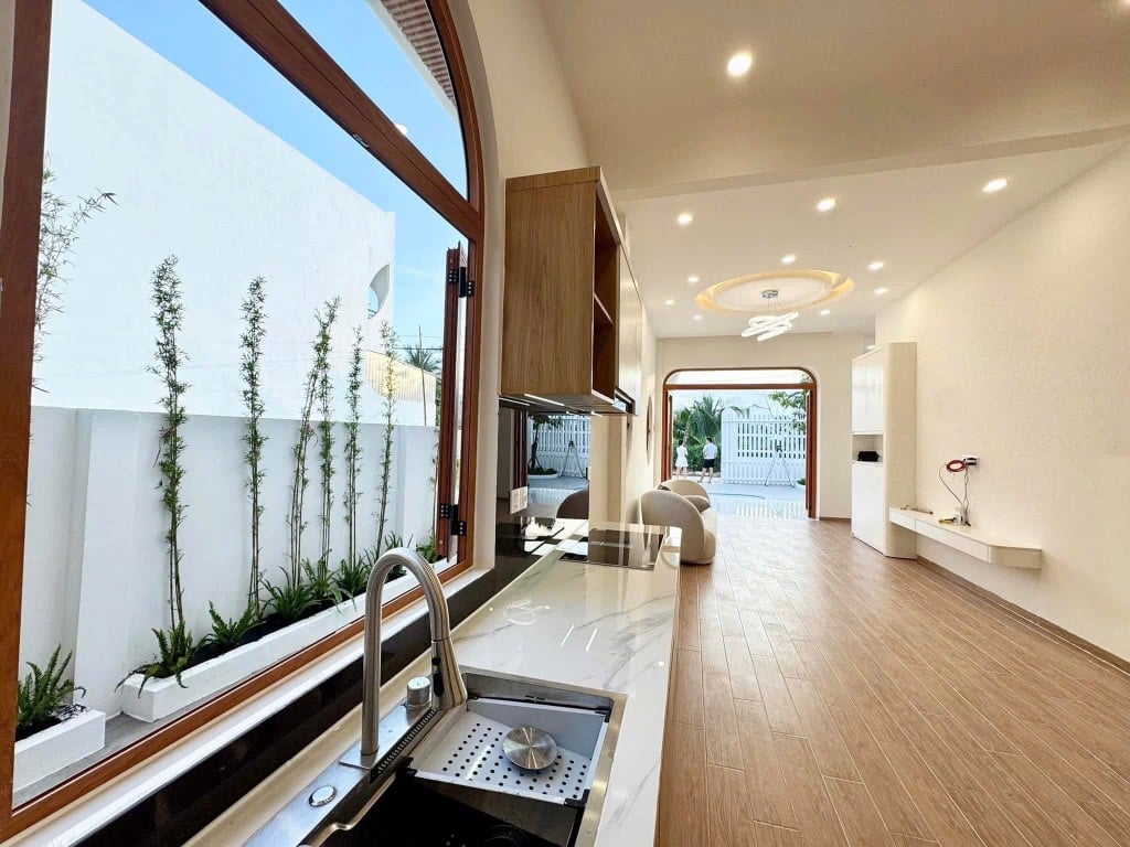 Cần bán biệt thự liền kề 202m2 tại Vĩnh Ngọc, Nha Trang - Sổ đỏ đầy đủ