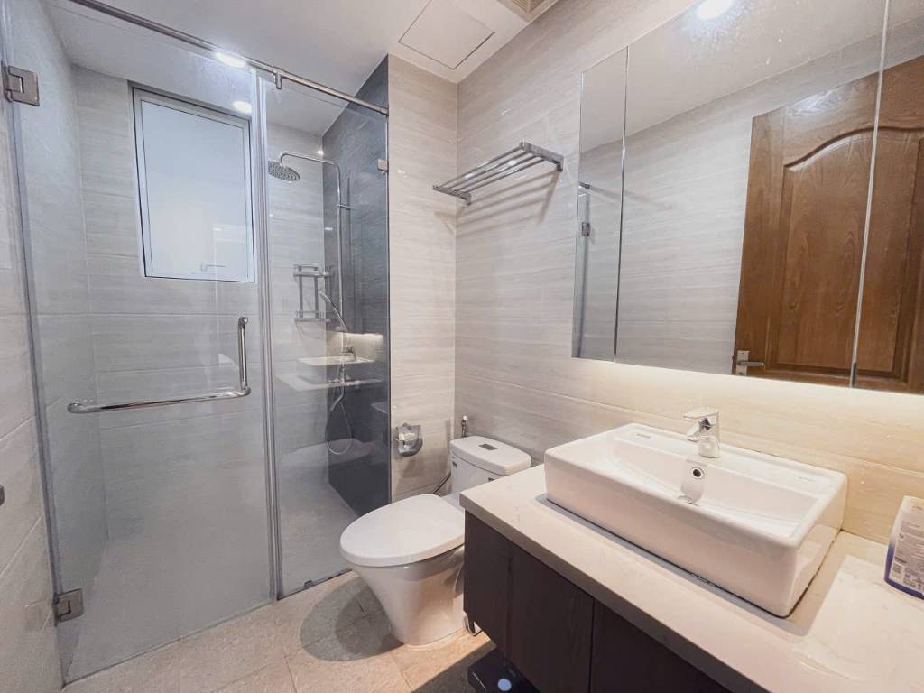 Cần cho thuê căn 2n 2wc 80m2 đồ cơ bản điều hoà, nóng lạnh, tủ bếp giá chỉ 9tr vào ở ngay
