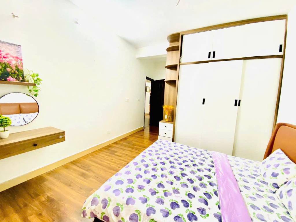 Bán căn hộ chung cư 77m2 Lạc Hồng West Lake Phú Thượng Tây Hồ nội thất xịn