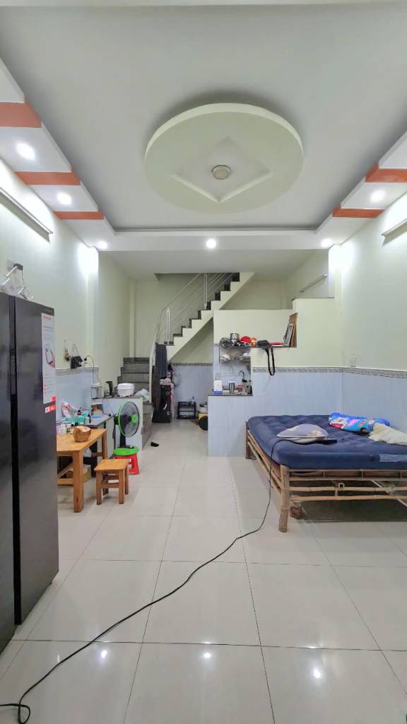 Bán nhà mặt phố 165m2 đường Lê Hồng Phong, Phú Hòa, Thủ Dầu Một, Bình Dương, hướng Bắc