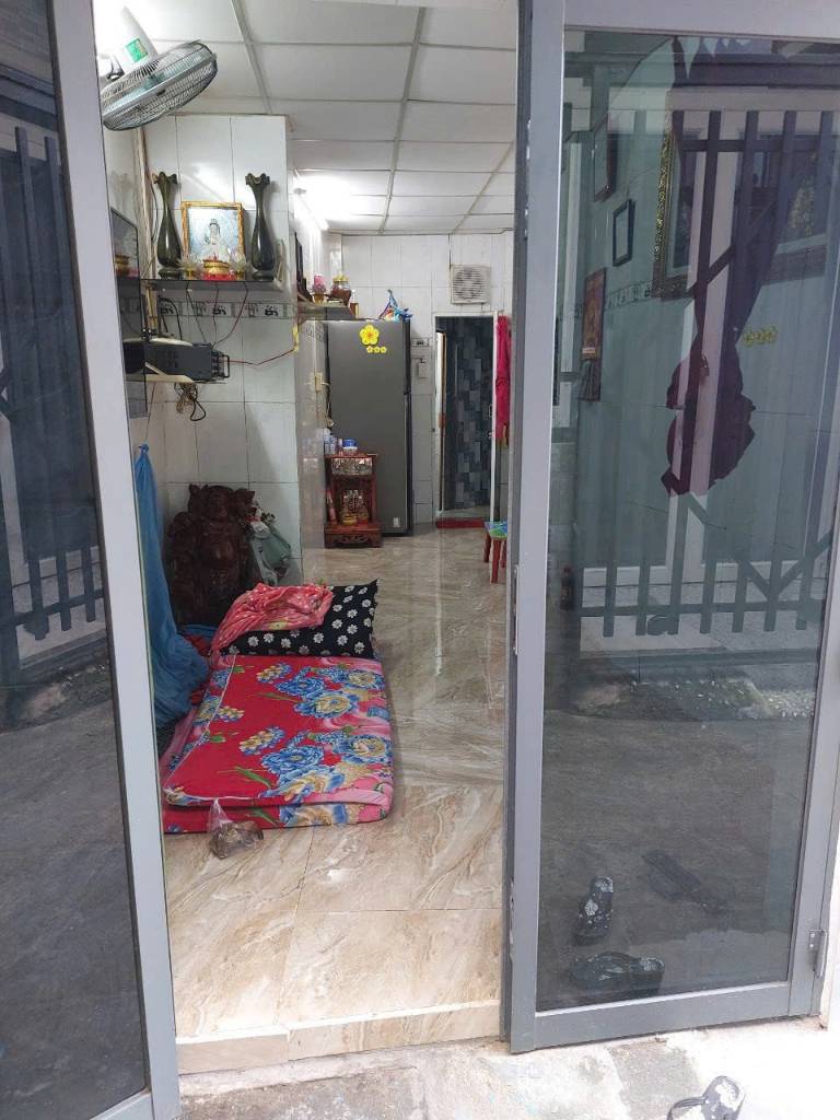 Bán căn nhà trung tâm Linh trung chỉ 1ty450 SHR