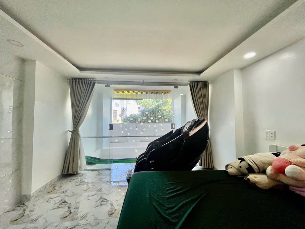 Bán nhà mặt phố 51m2 phố Ấu Triệu, Hoàn Kiếm, Hà Nội, 7 tầng thang máy