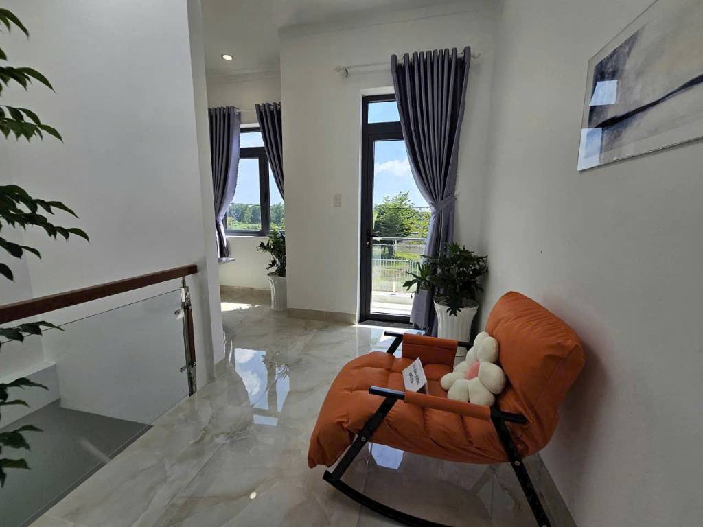 Bán căn hộ dịch vụ đường D5, Bình Thạnh giá 11 tỷ, 12 phòng full nội thất