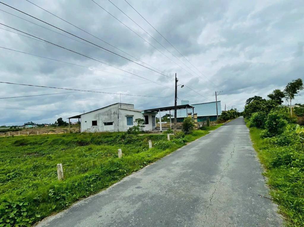 Bán đất tiềm năng tại Lương Sơn vị trí: Thôn Đồng Kẹ, xã Cao Dương, huyện Lương Sơn , diện tích 2059.8 m2, giá 11.5 triệu/m2