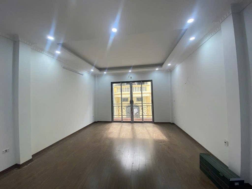 Bán nhà riêng 77m2 tại Giải Phóng, Hoàng Mai, Hà Nội, giá 16.5 tỷ VND
