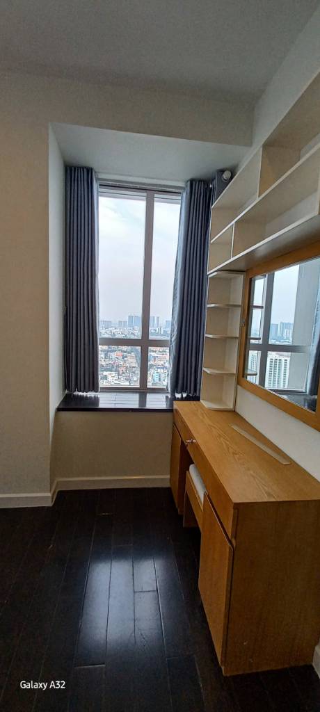 Cho thuê căn hộ chung cư 85m² Golden West Phường Nhân Chính Thanh Xuân đầy đủ nội thất