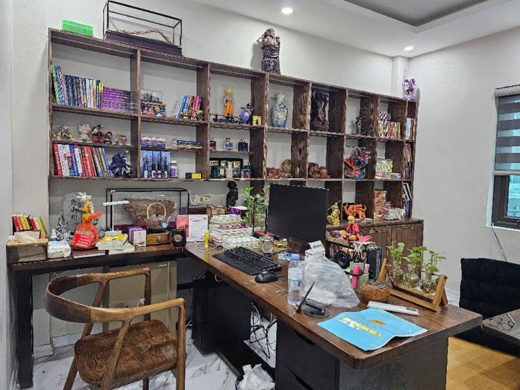 Bán nhà riêng 55m2 tại Nguyễn Đức Cảnh, Quận Hoàng Mai, nội thất đầy đủ đồ gỗ cao cấp