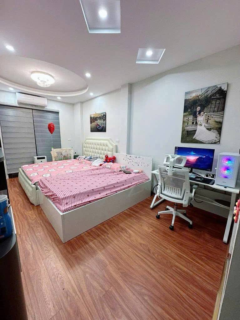 Bán Nhà Riêng 40m2 Trịnh Đình Cửu, Quận Hoàng Mai, Hà Nội - Giá 11.7 Tỷ VND