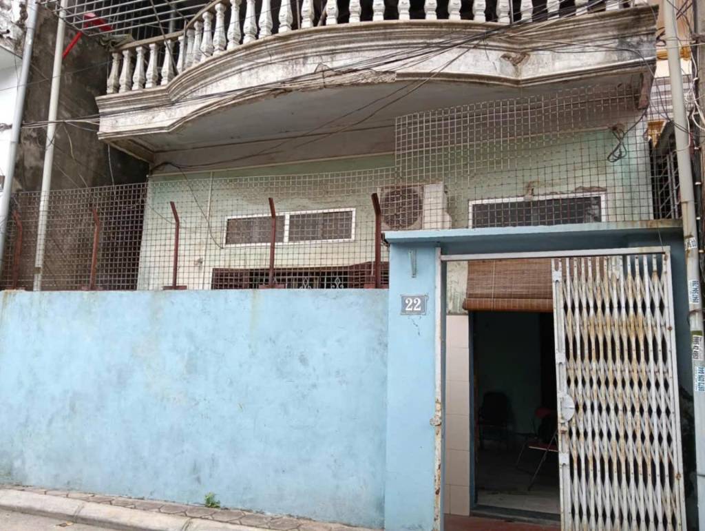 Sổ đỏ đẹp, nét căng như tờ a4. Chủ xác định bán đất. Thửa đất vuông đẹp như tờ a4. 11 tỷ